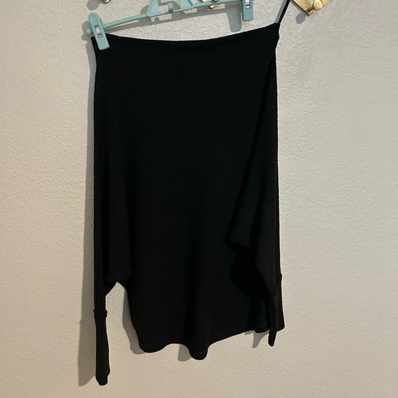 Tops - Black Waffle Knit Women's Shirt